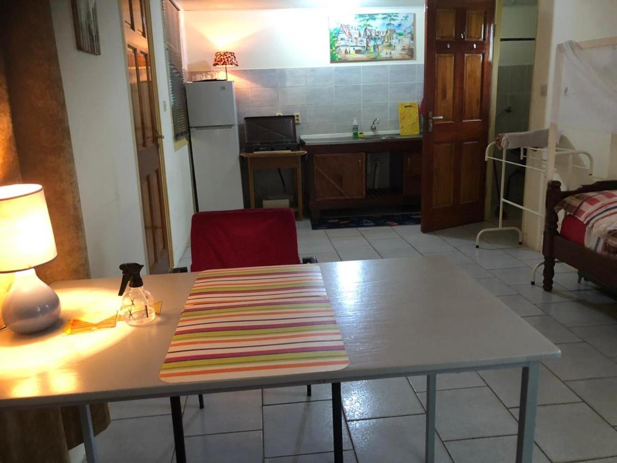 Unu Pikin Guesthouse Paramaribo Eksteriør billede