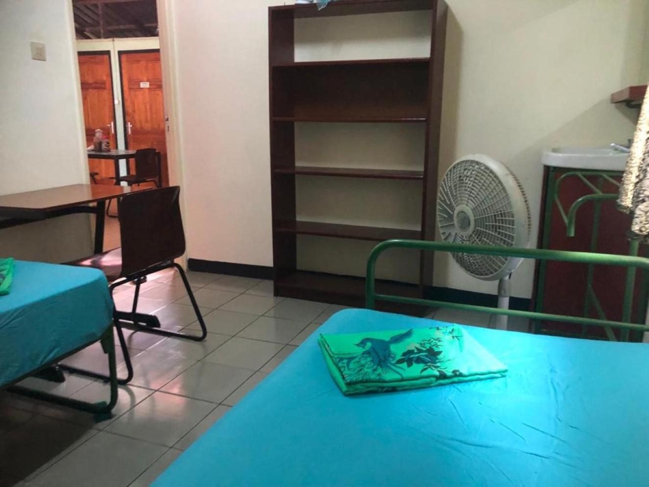 Unu Pikin Guesthouse Paramaribo Værelse billede